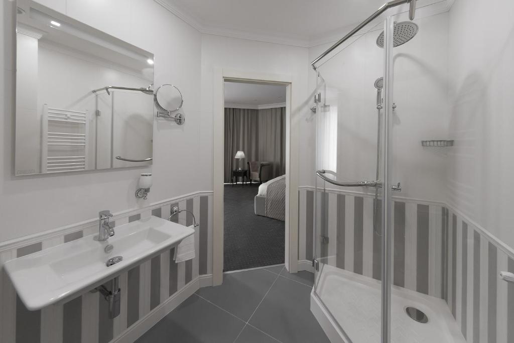 Двухместный (Двухместный номер Делюкс с 1 кроватью), London Boutique Hotel