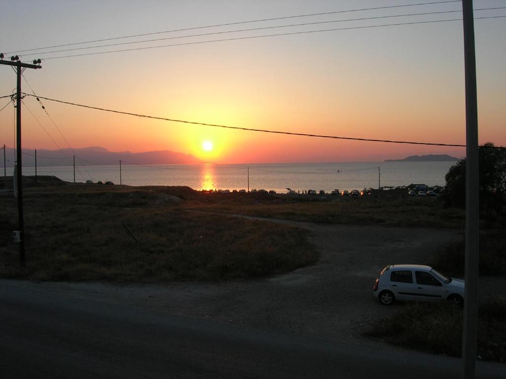 Apartment Next to the Sea in Poseidonia photo 3