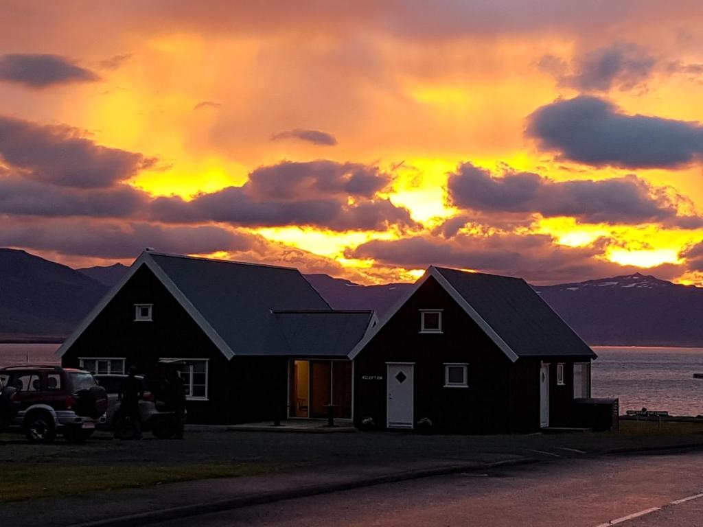 Grenivik Guesthouse photo 4