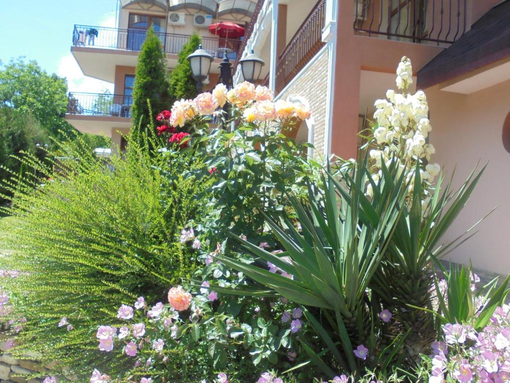 Byala Perla Family Hotel photo 2