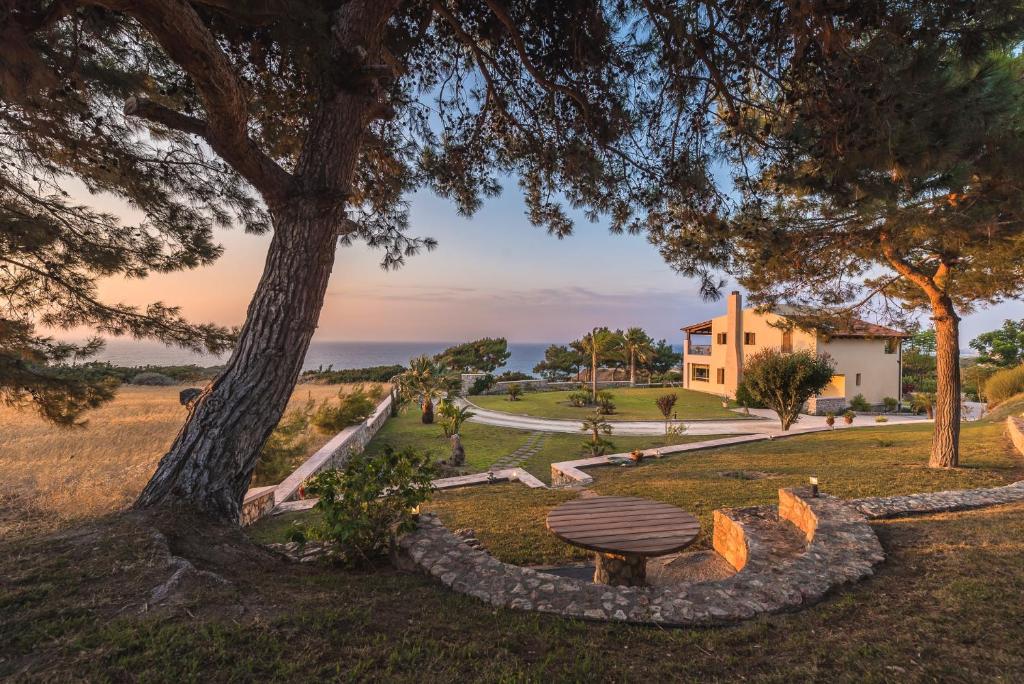 Villa Russelia photo 2