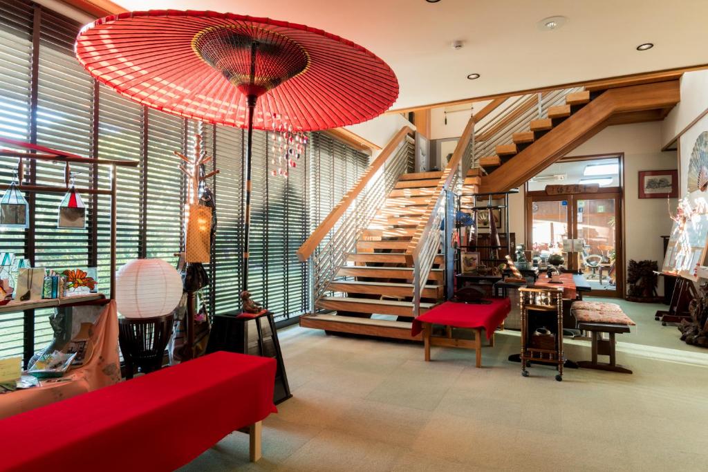 Miyajima Guest House Mikuniya photo 1