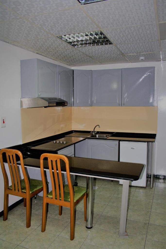 Апартаменты (Апартаменты с 1 спальней и 2 односпальными кроватями), Sky Hotel Apartments
