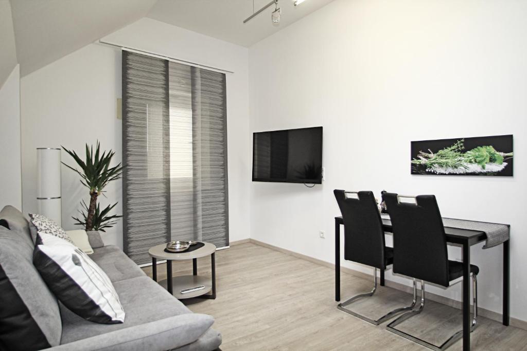Boardinghouse Gaimersheim - Tap to explore photos