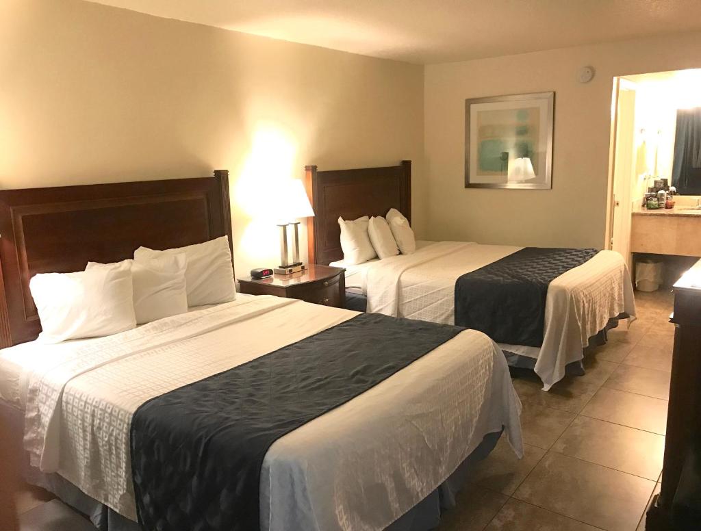 At Home Inn - Fort Pierce photo 2