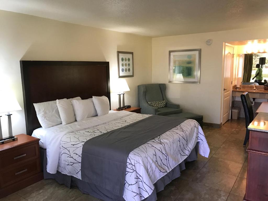 At Home Inn - Fort Pierce photo 3