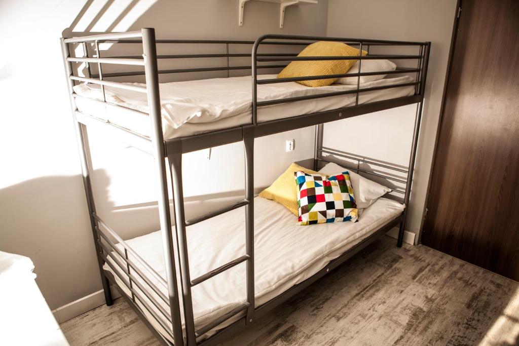 Четырехместный (Четырехместный номер с общей ванной комнатой), Bi-Pi Hostel