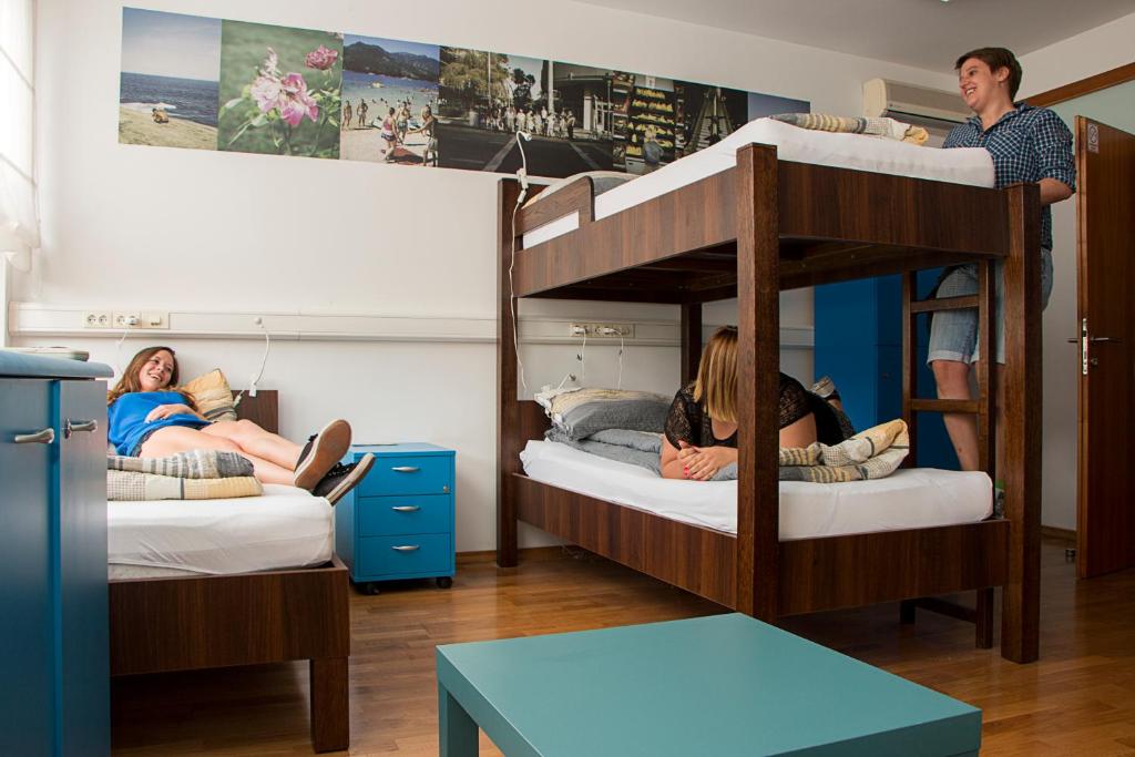 Hostel Bureau photo 2