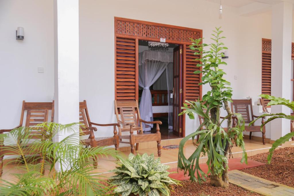 Семейный (Family Room with Garden View - 15% Discount on Whale Watching), Tithira Guest House