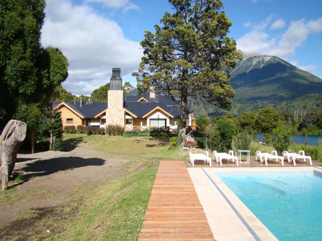 Sendero Lodge photo 2