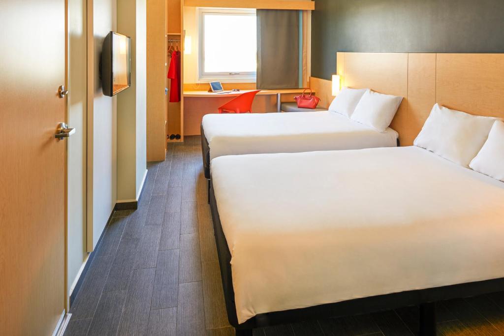 Ibis Culiacan photo 4