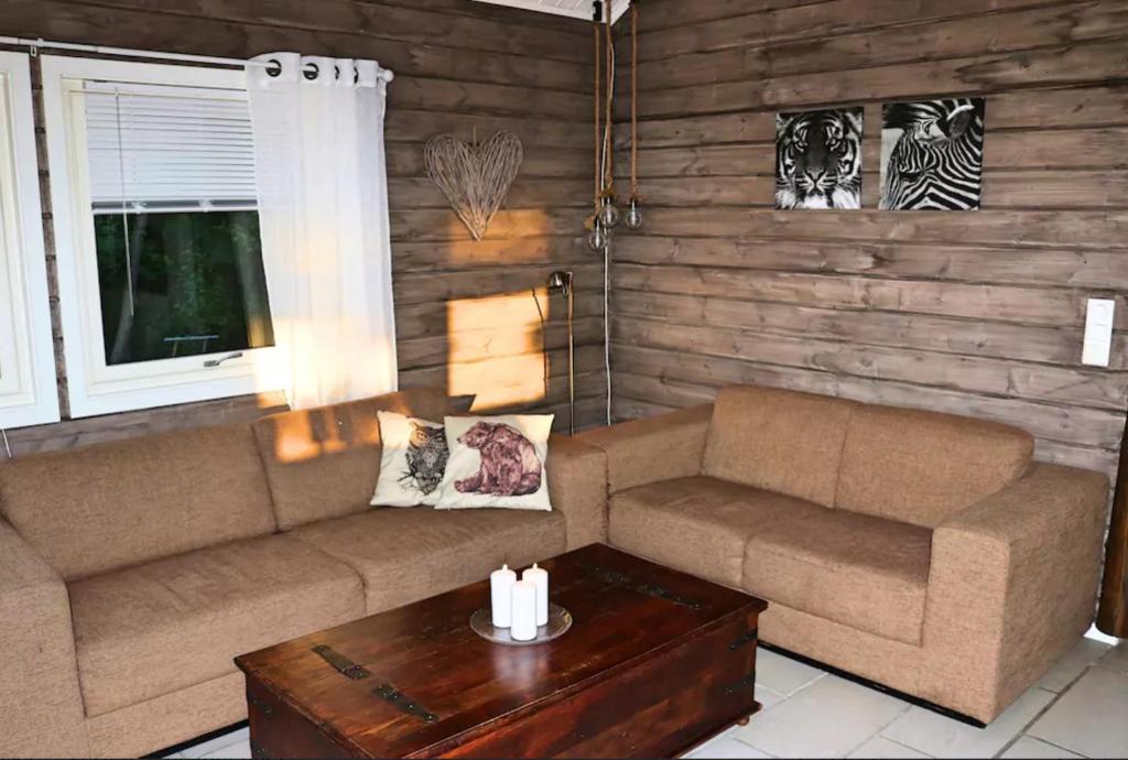 Cabin by the river photo 1