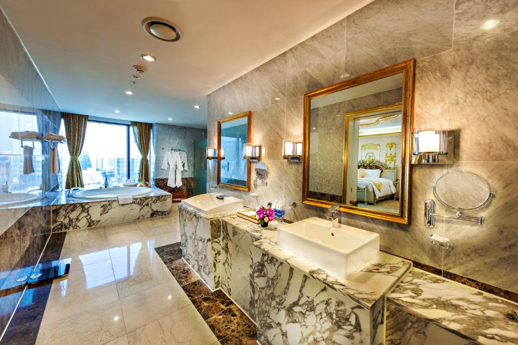 Сьюит (Президентский люкс), Grand Plaza Hanoi Hotel