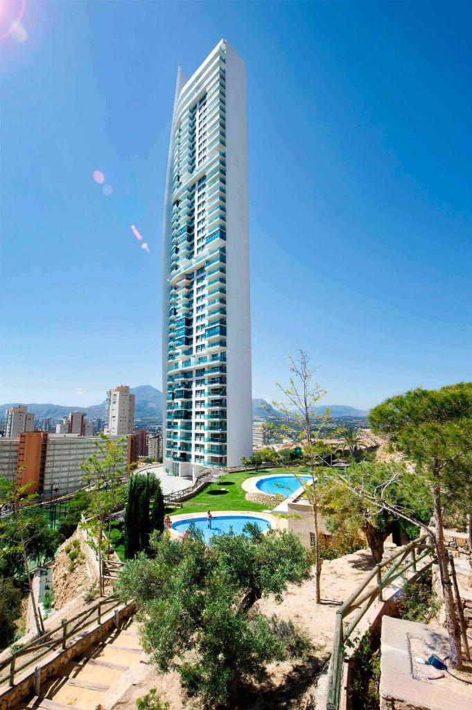 High-Rise Apartment with sea views - Benidorm Sky photo 3