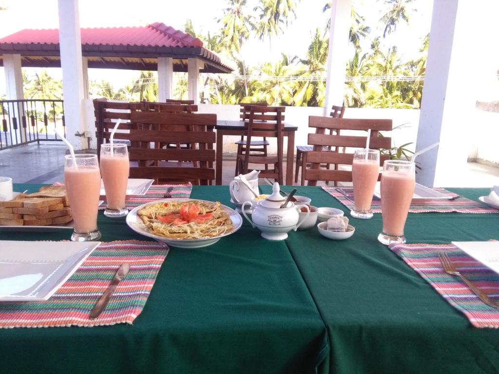 Sanras Hotel and Restaurant photo 3