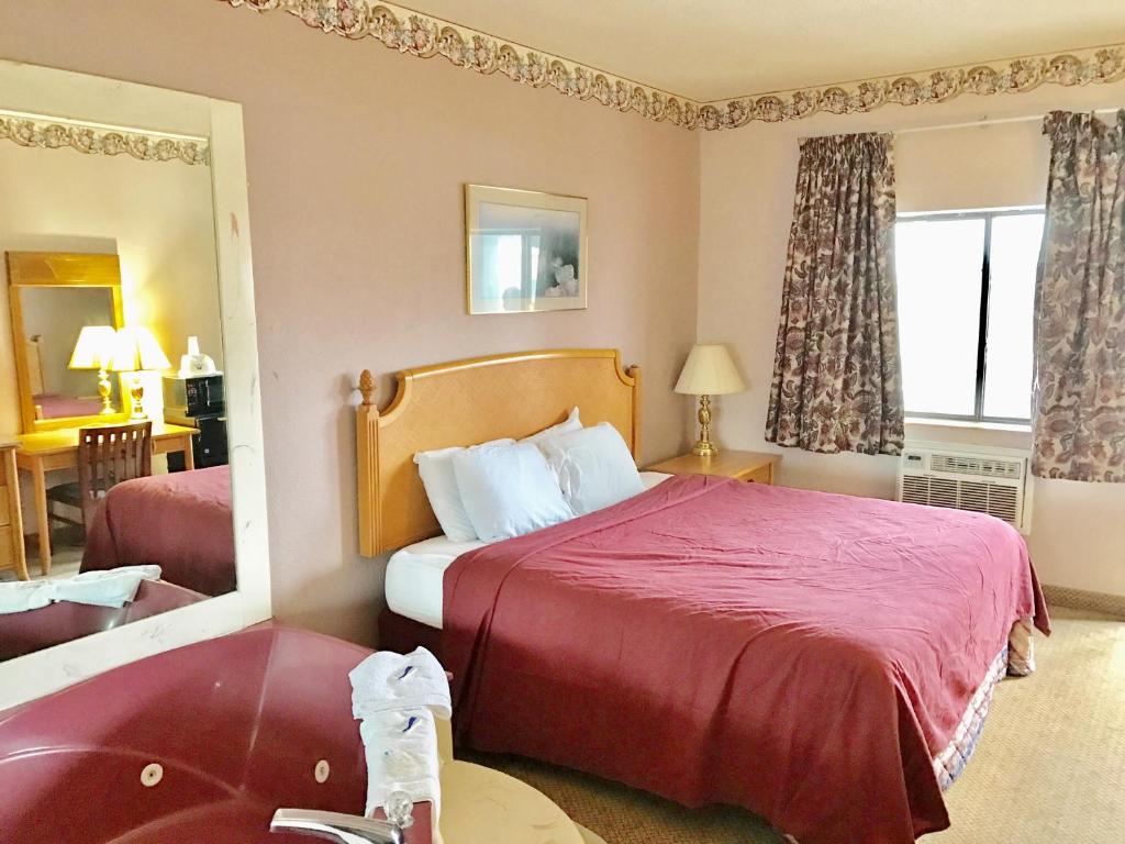 Americas Best Value Inn-Livonia/Detroit photo 3