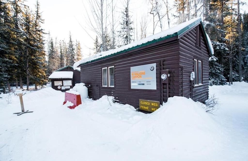 HI Maligne Canyon - Hostel photo 2