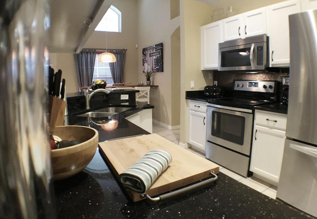Villa Dunes Court photo 4