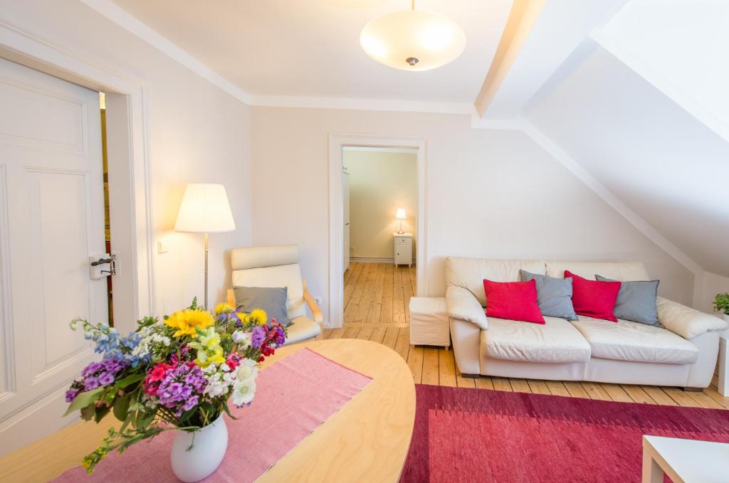 "goethezimmer" an der Herderkirche photo 3