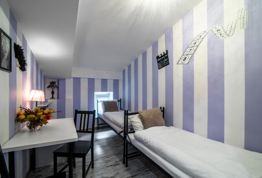 Двухместный (Двухместный номер с 2 отдельными кроватями), AB Hostel