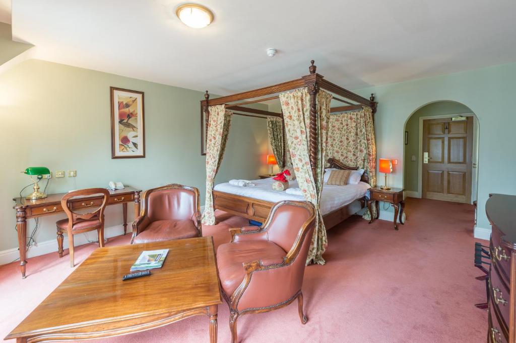 Lake Vyrnwy Hotel & Spa - Tap to explore photos