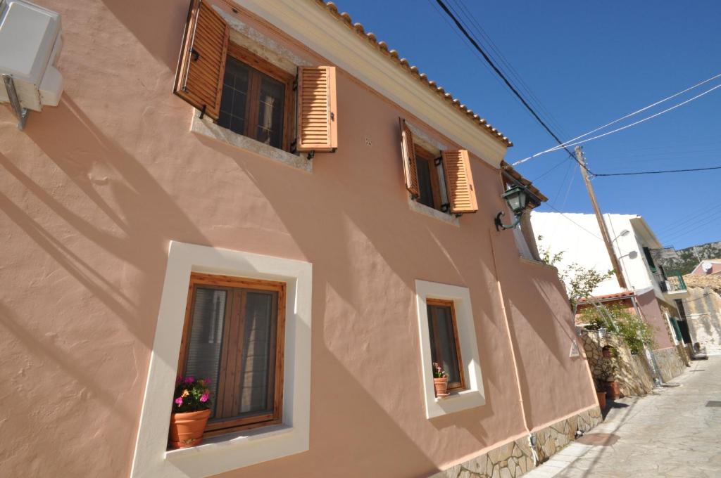 Villa Makrades photo 1