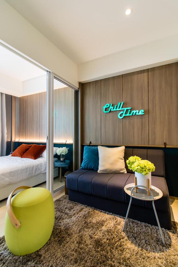 Azure Urban Beach Resort Manila by Radlett photo 4