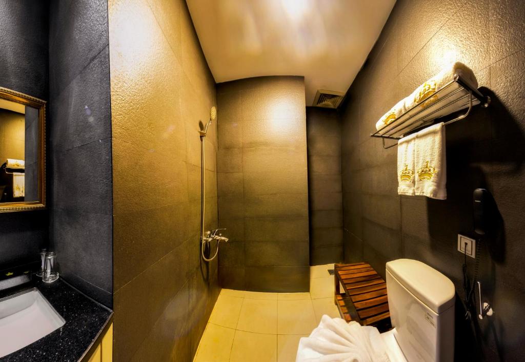 Двухместный (Двухместный номер Делюкс с 1 кроватью), Golden Crown Hotel