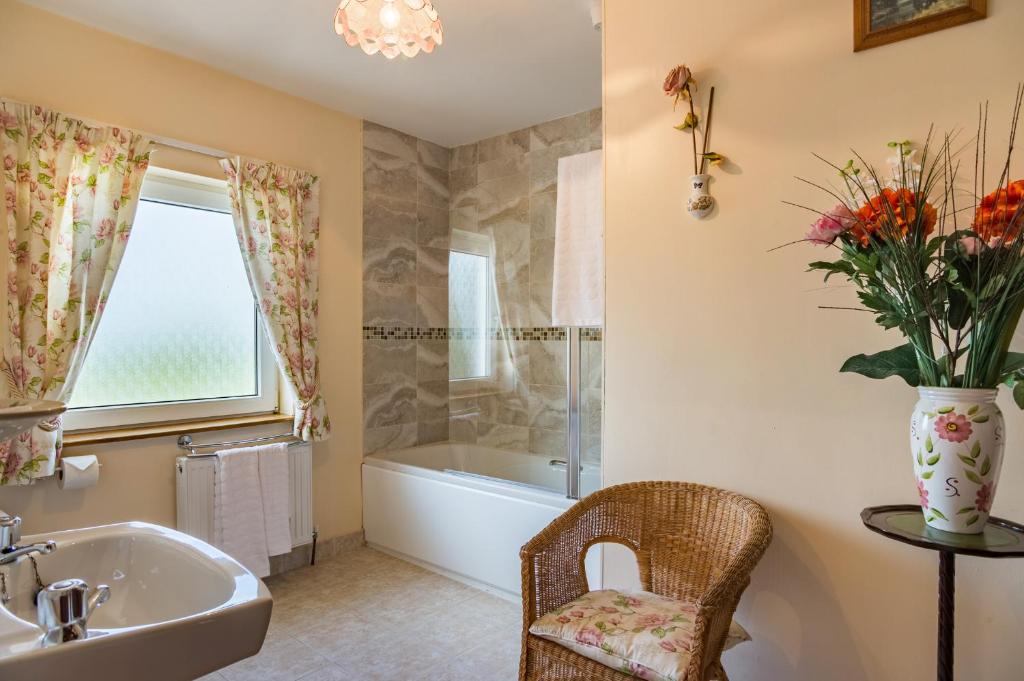 Ballindrum Farm B&B photo 4