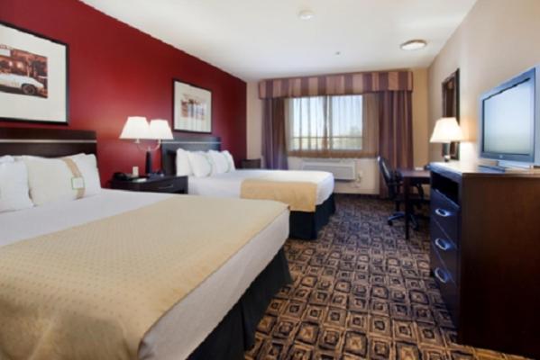 Holiday Inn Express Hotel and Suites Duncan, an IHG Hotel photo 4