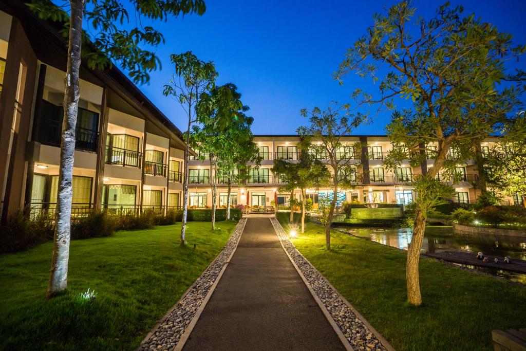 i Tara Resort & Spa photo 2