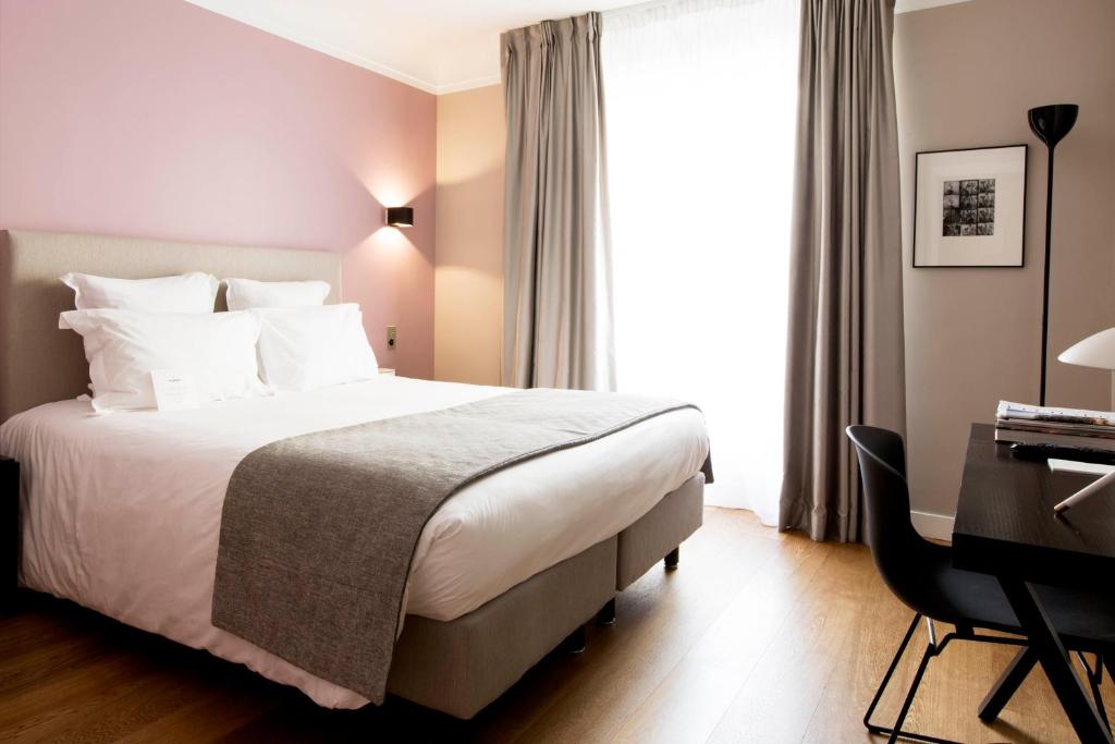 Двухместный (Улучшенный двухместный номер с 1 кроватью), Hôtel Mathis Elysées