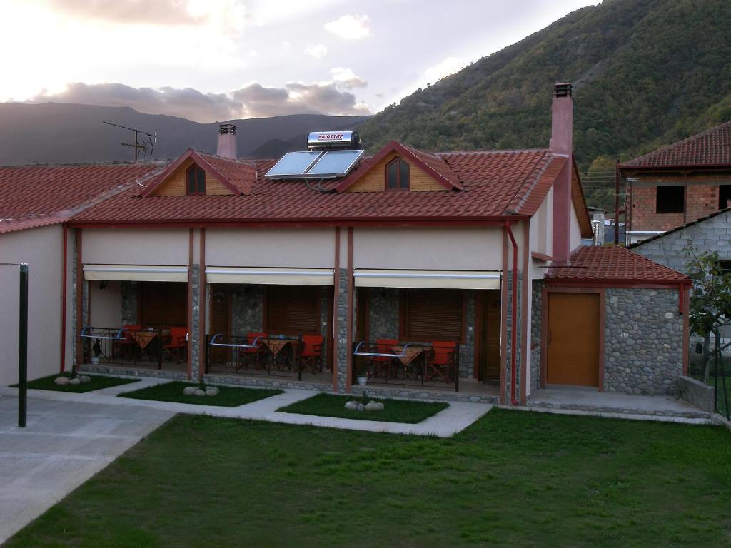 To Konaki photo 2