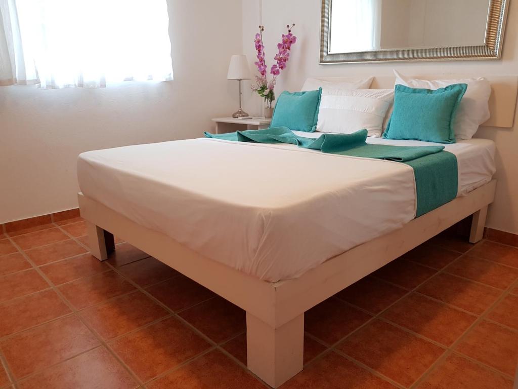 Апартаменты (Люкс «Педерналес»), Bayahibe Guest House Hotel