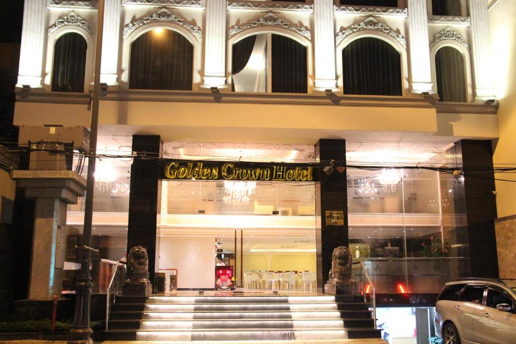 Golden Crown Hotel