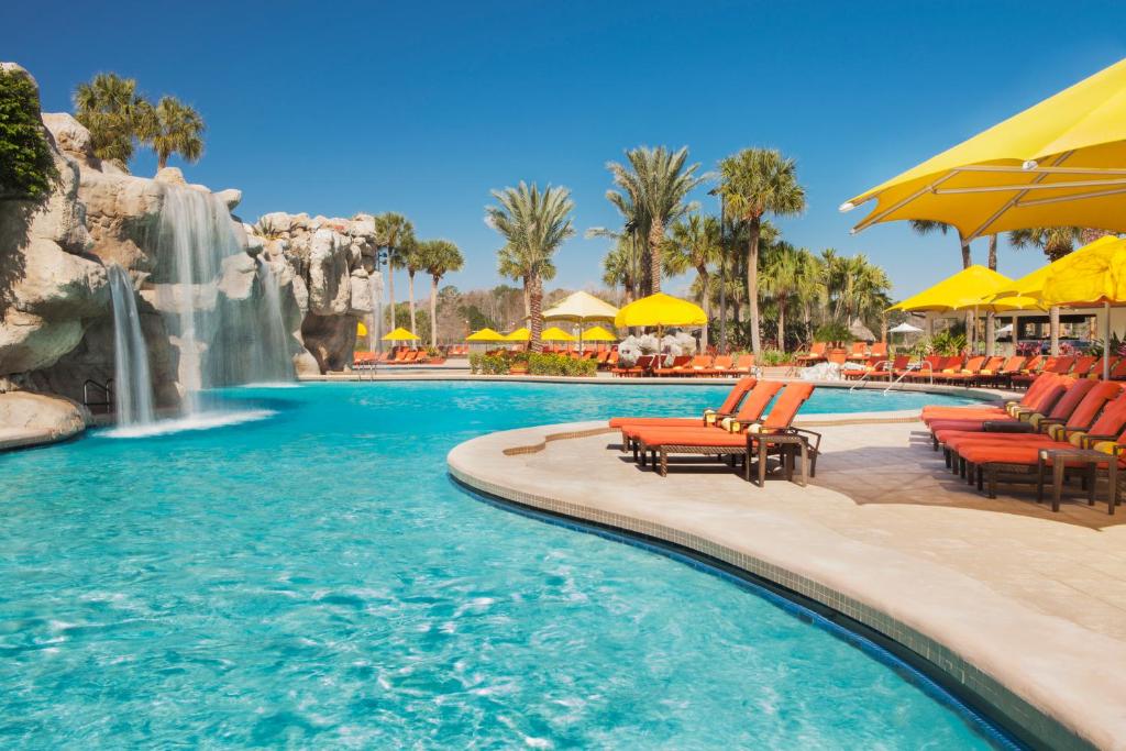 Трехместный (Номер с кроватью размера «king-size» и видом на бассейн), Hyatt Regency Grand Cypress Disney Area Orlando