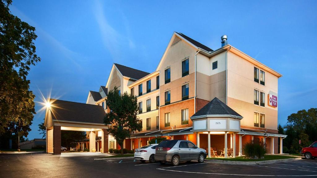 Best Western Plus Kalamazoo Suites photo 1