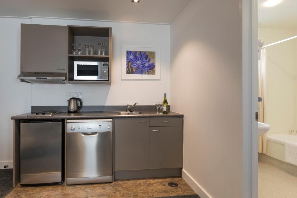 Quest Dunedin Serviced Apartments photo 3