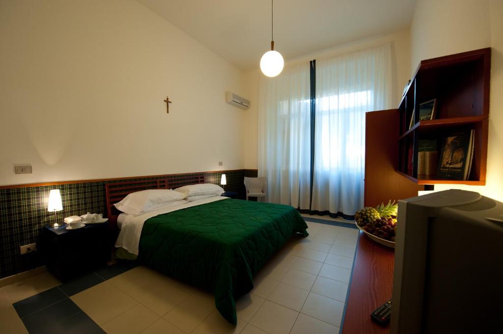 Hotel Villa Sturzo photo 2