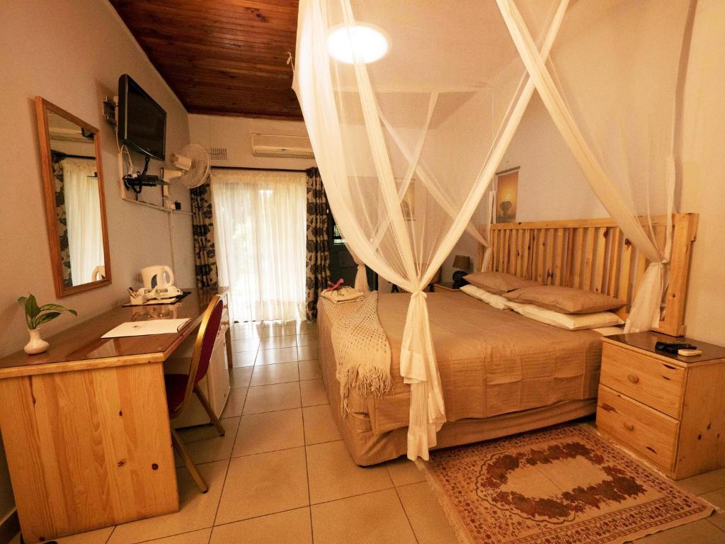 Palmwood Lodge photo 2