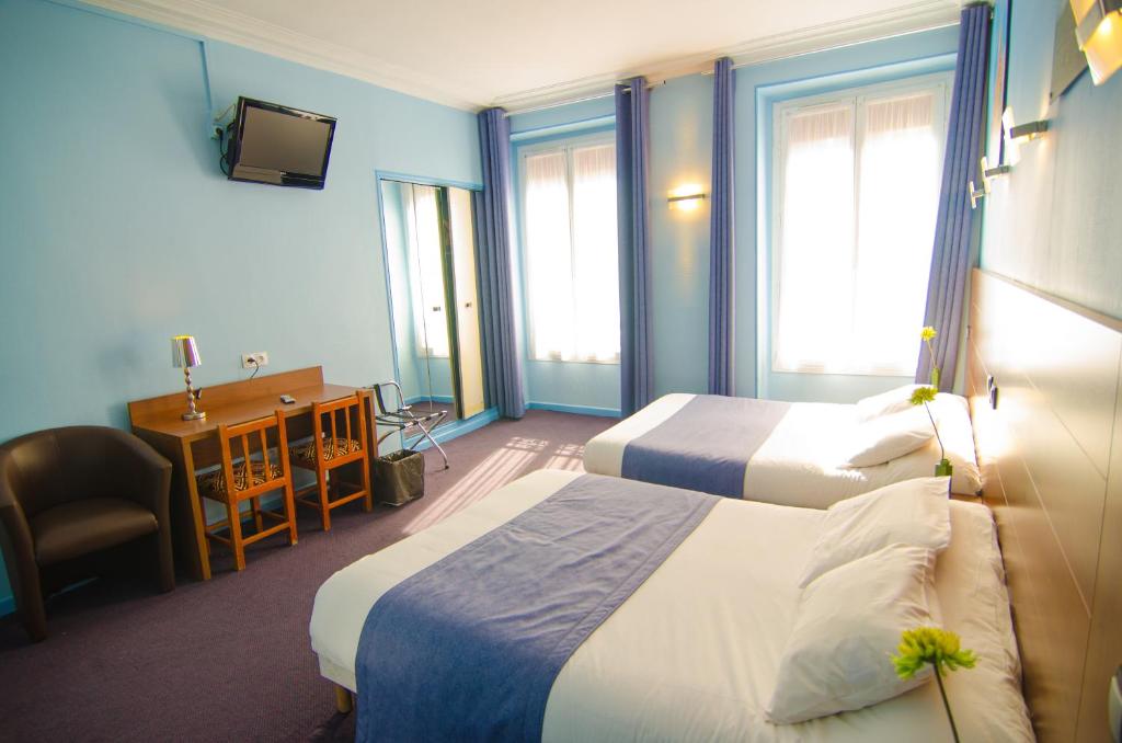 Четырехместный (Четырехместный номер), Hotel Paris Bruxelles
