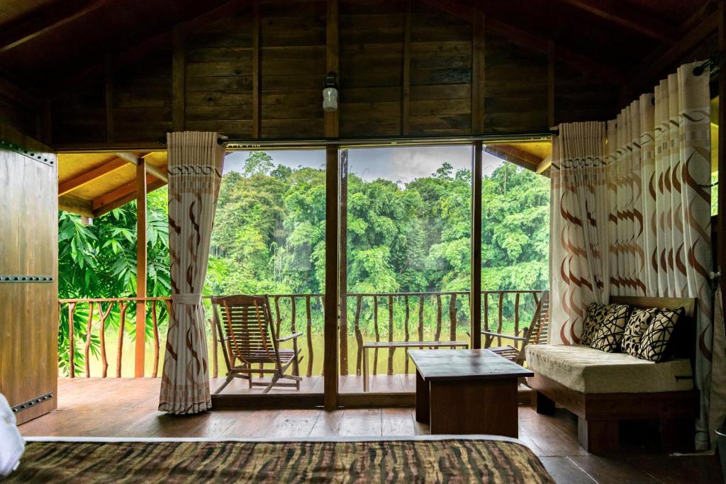 Kandy Cabana - Tap to explore photos