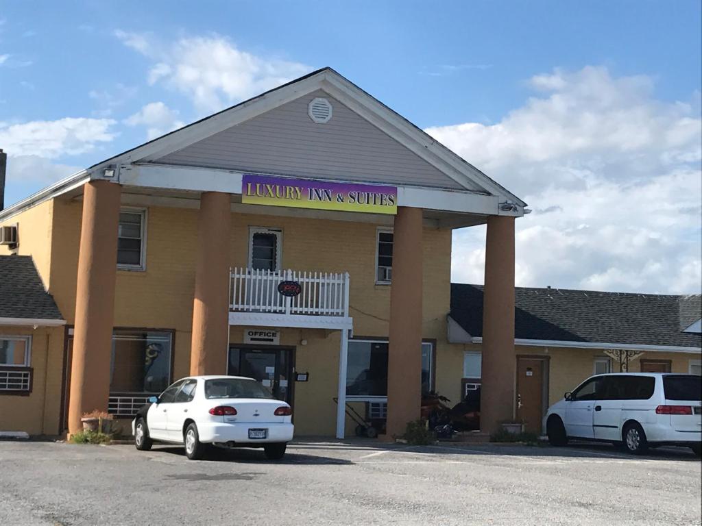 Luxury Inn photo 2