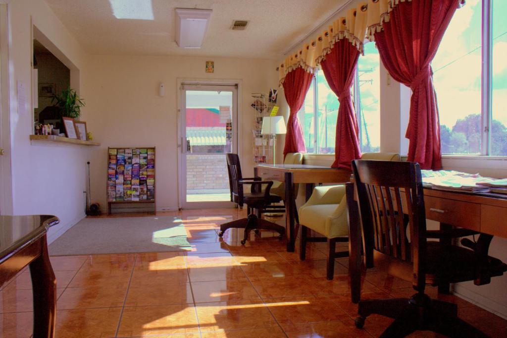 Somerville Inn and Suites image