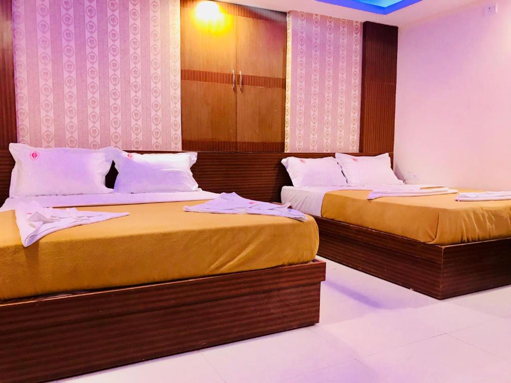 Трехместный (Трехместный номер Делюкс), Hotel Grand Suites with parking