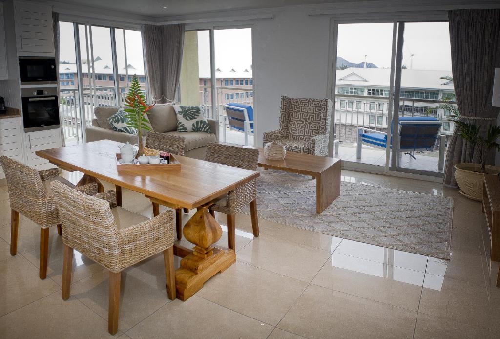 Апартаменты (Апартаменты Делюкс с 1 спальней), The Quadrant Luxury Apartments