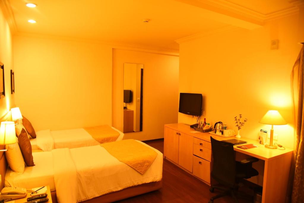 Двухместный (Day Use Room 8 AM - 6 PM (Same Day Checkout)), Royal Orchid Suites Whitefield Bangalore