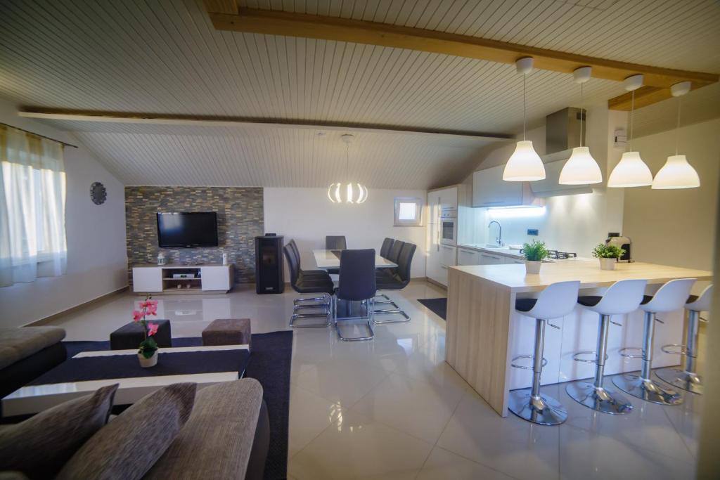 Foric Apartments With Outdoor Heated Pool photo 4