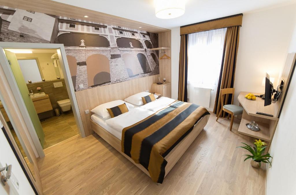 Garni hotel Castle Bridge photo 1