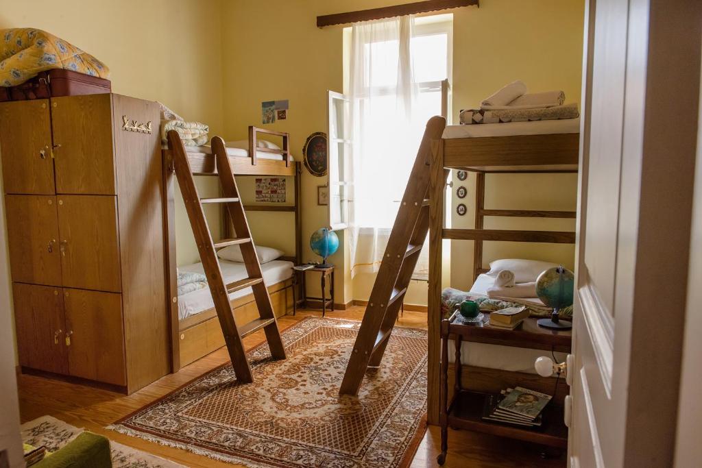Номер (Кровать в общем номере с 6 кроватями и общей ванной комнатой), Athens Quinta